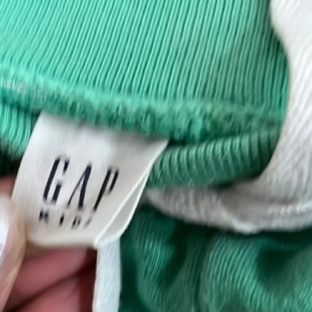 🛍️5️⃣ / 💲2️⃣5️⃣🛍️ - GAP Kids Green Sweatpants